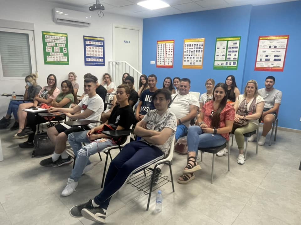 Permisos de conducción para camiones y autobuses en Alameda de la Sagra